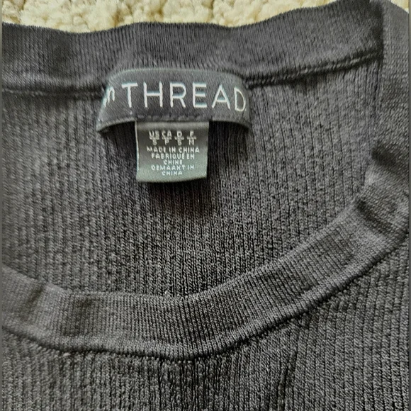 En Thread knit Tank - Picture 5 of 7